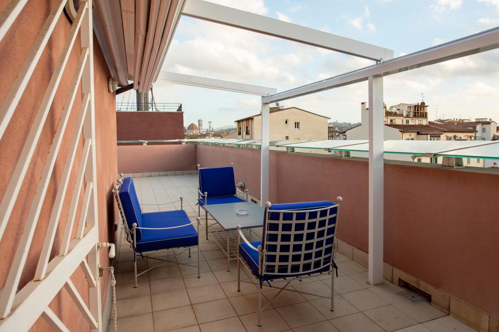 Appartamento Iris -Due Ampie Terrazze Vista Duomo Florenţa Exterior foto
